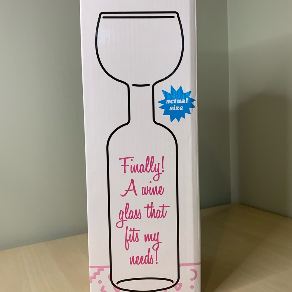 Wine Bottle Glass - NWOT - Picture 4 of 7